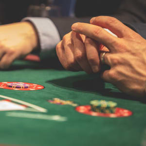 Luettelo pokerin ehdoista ja määritelmistä