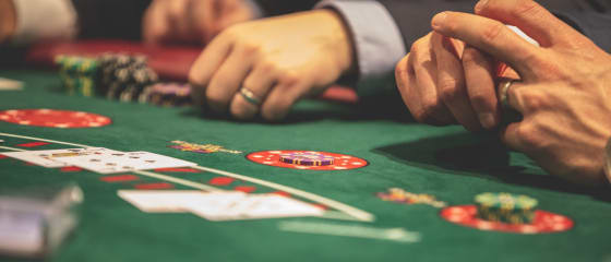 Luettelo pokerin ehdoista ja määritelmistä
